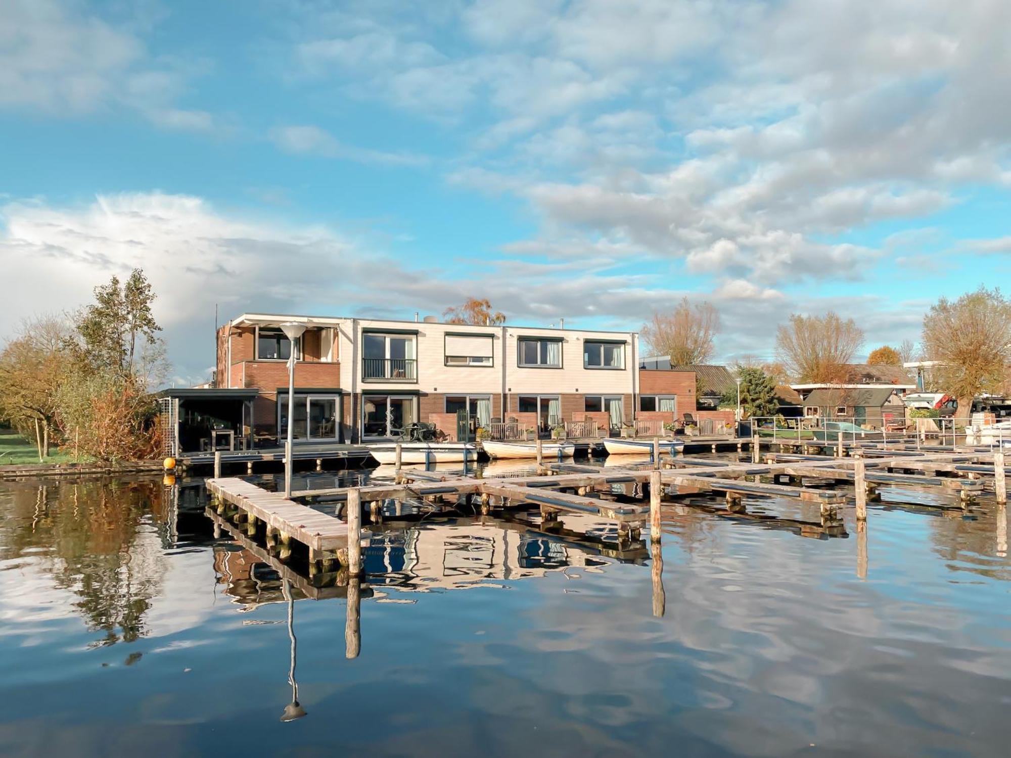 Visserslust Rooms, Apartments And Houseboats Vinkeveen Bagian luar foto
